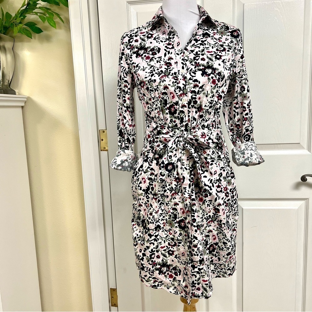 UNTUCKit Lisa Stretch Cotton floral Shirt Dress Size 4 Tie Waist Cocktail pocket
